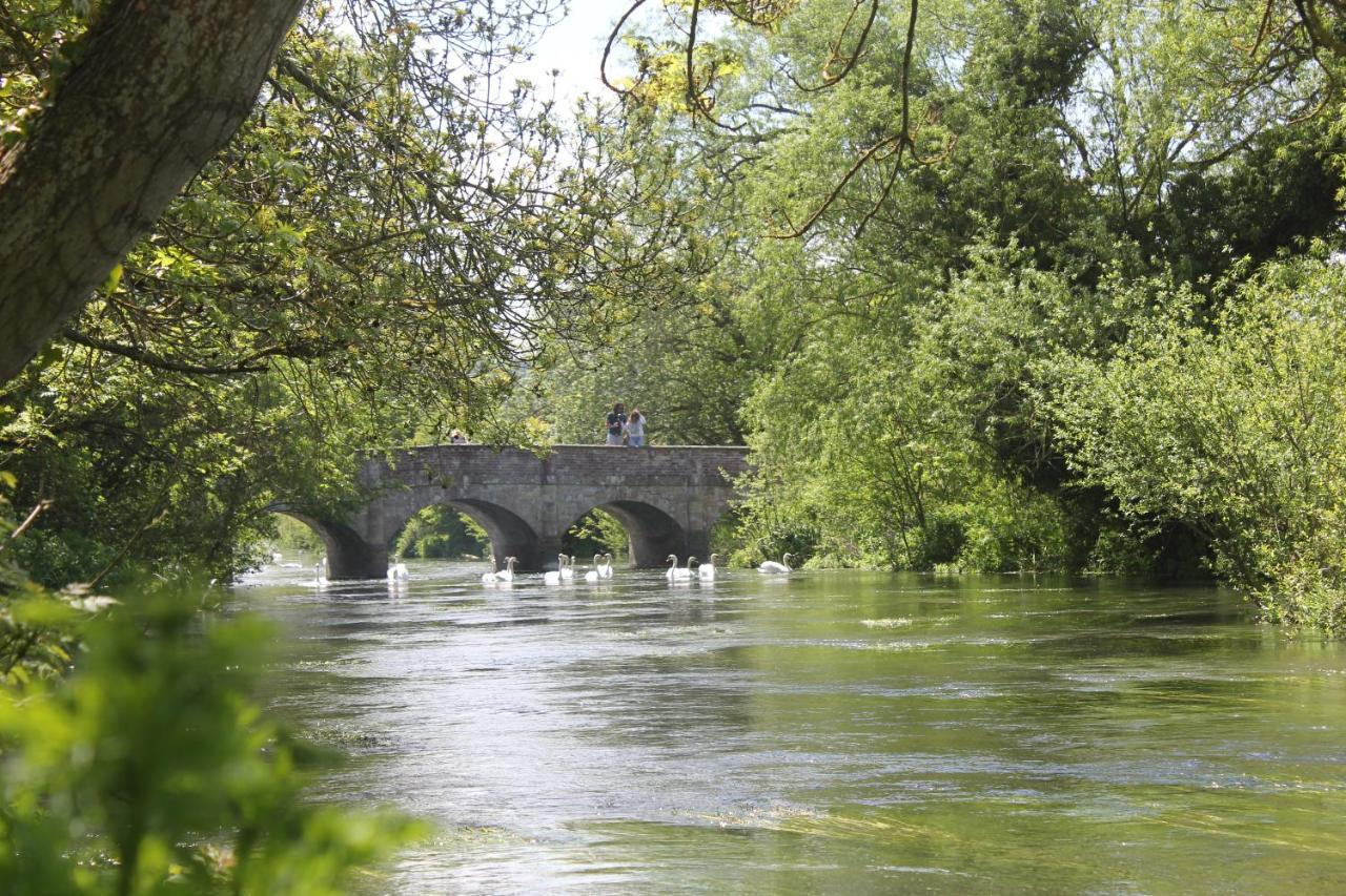 فندق The Swan At Stoford ستابلفورد المظهر الخارجي الصورة